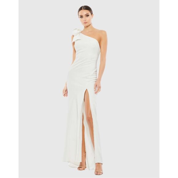 MAC DUGGAL BOW ONE SHOULDER SIDE SLIT GOWN